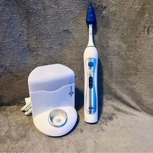 Intelisonic Electric Toothbrush with Charger & UV Sanitizer